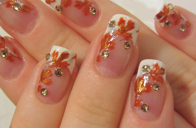 Nail art for bride