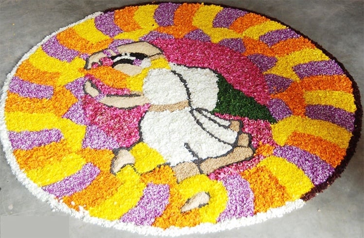 Onam pookalam عکس ها را طراحی می کند