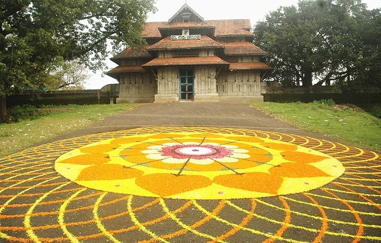 Onam pookalam photos