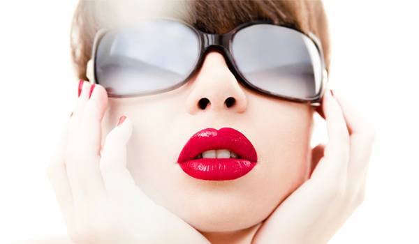 Sunglasses And Lipstick Ideas