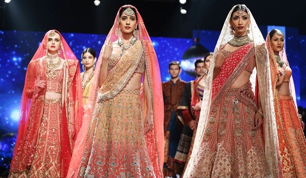 Tarun Tahiliani BMW Indian Bridal Fashion Week 2015