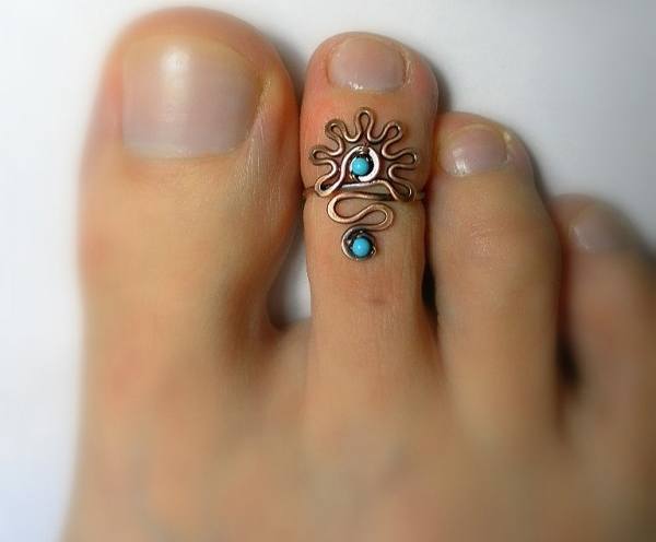 toe rings