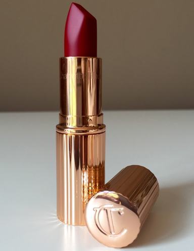 Diagonal Lipstick Shapes