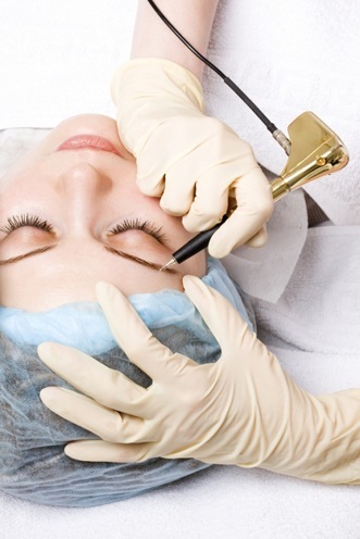 Getting Permanent Makeup