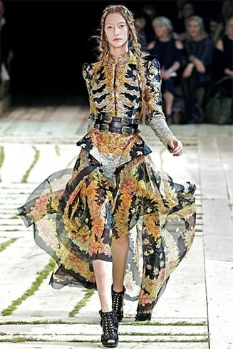 Alexander McQueen Designer Has A Treat For Us To Flaunt