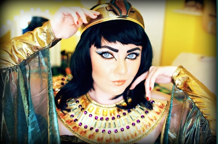 cleopatra makeup look