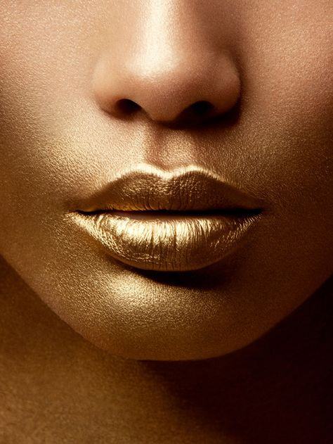 Gold lipstick makeup