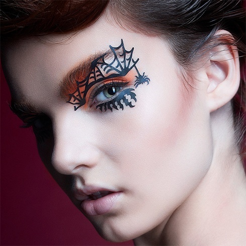 Halloween makeup for women