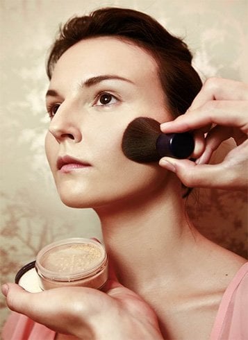 Mineral makeup foundation