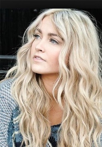Wavy hairstyles for long hair