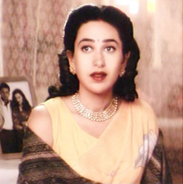 Karishma Kapoor style fashion