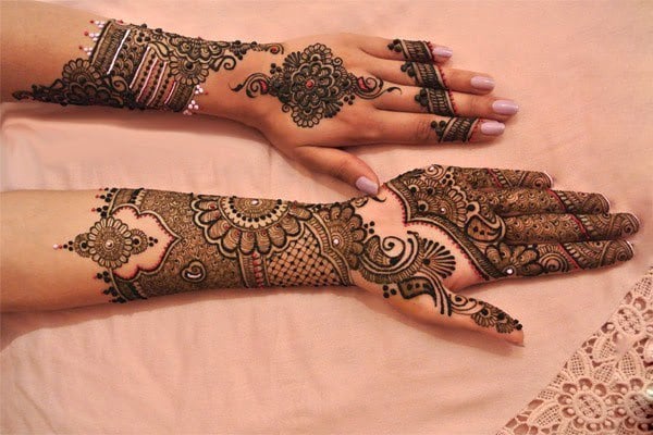 Mehndi Design Ideas for karva chauth