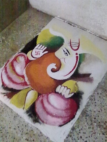 ganesh paint rangoli