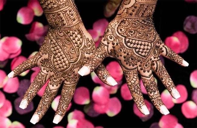 karwa chauth special mehndi designs