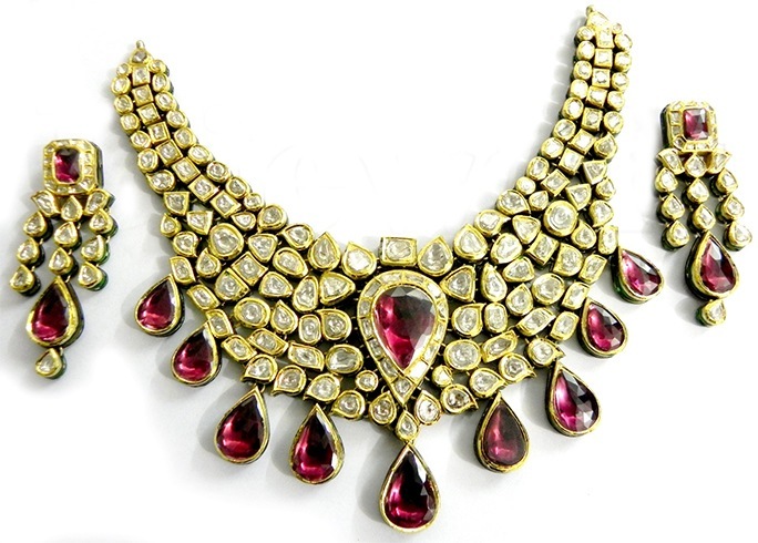 Kundan jewellery