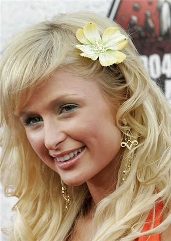 Paris Hilton hairstyle with flower