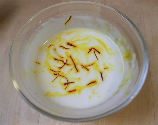 Saffron and Milk Face Mask