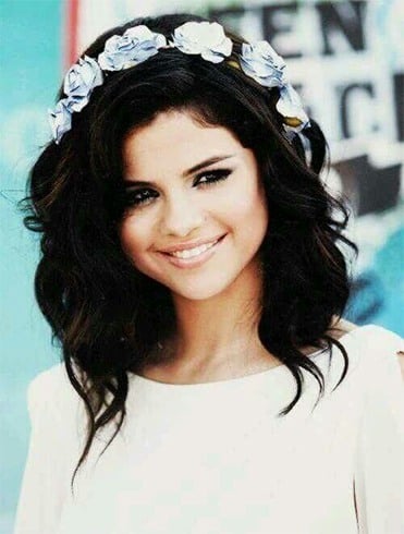 Selena Gomez headband