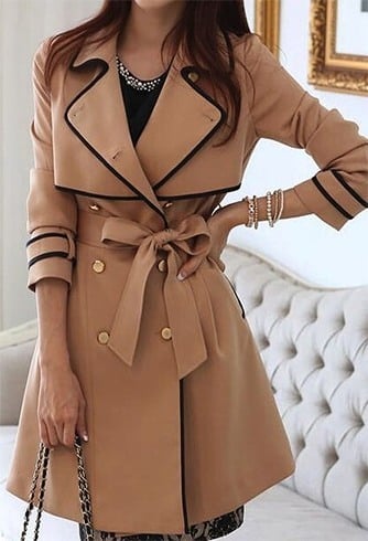 Die Winter kommen: Chic Trench Coat Styles für Frauen  