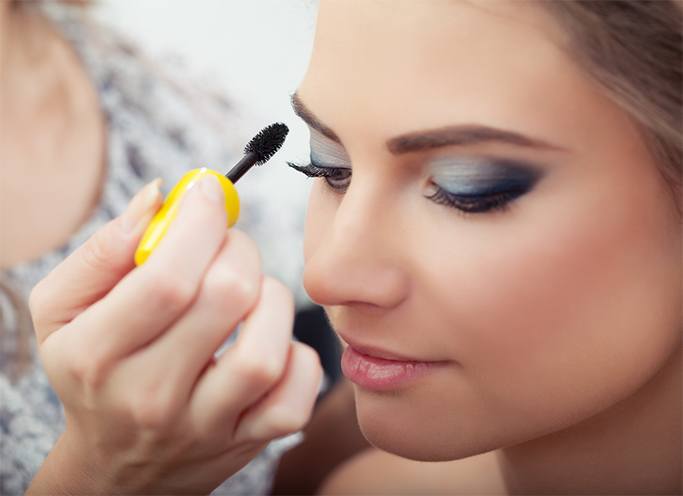 Slim Your Face Makeup Tricks