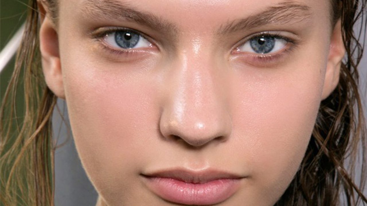 Got Shiny Oily Skin Let S Take A Look At What Causes Oily Skin