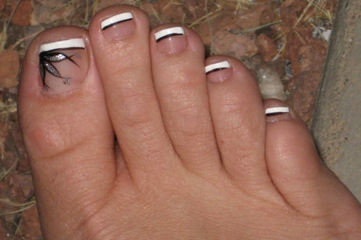 french pedicure tips