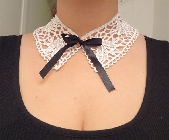 Lace collar necklace