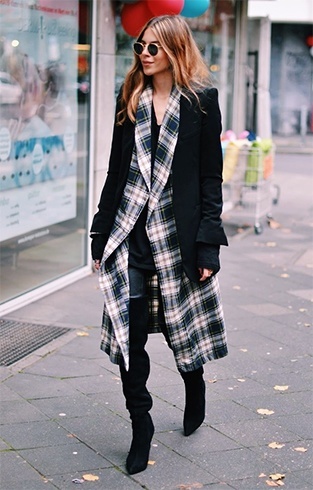 Long plaid ackets