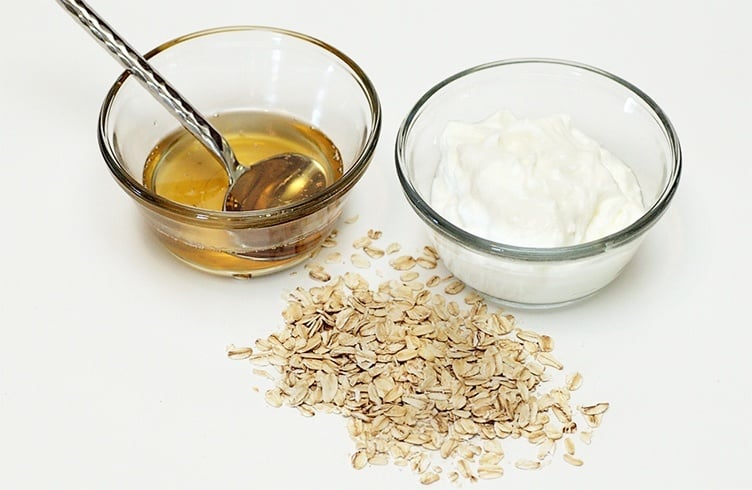 Yogurt and Oatmeal Face Mask