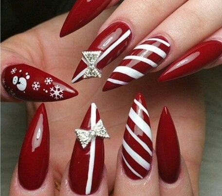 Stiletto nail colors