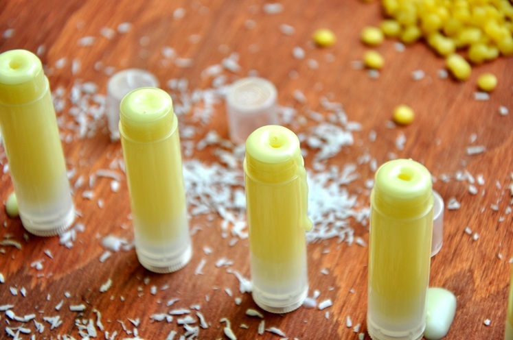 diy natural lip balm