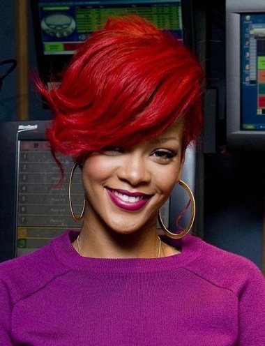 famous Rihanna Haircut Styles