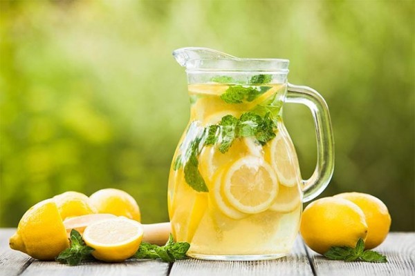 How And Why To Try Lemon Juice For Weight Loss