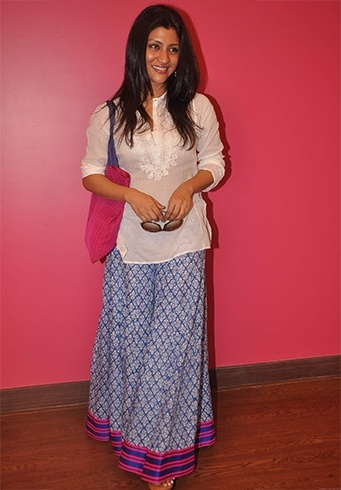 Konkona Sen in cotton skirts