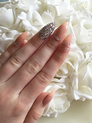 Rhinestones stiletto nails