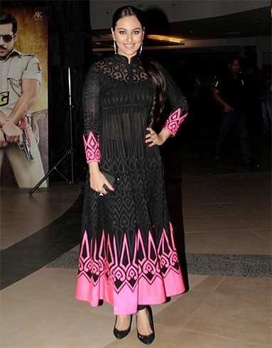 Sonakshi Sinha In Abu Jani Sandeep Khosla