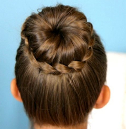 Twist ballerina bun