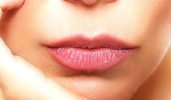 what causes chapped lips