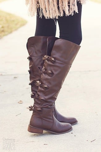 Fashionable Snow Boots For Women To Wear When Going To The Snowy Climes