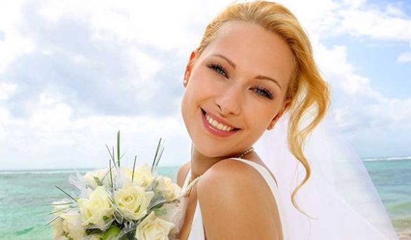 Makeup Tips For Beach Wedding