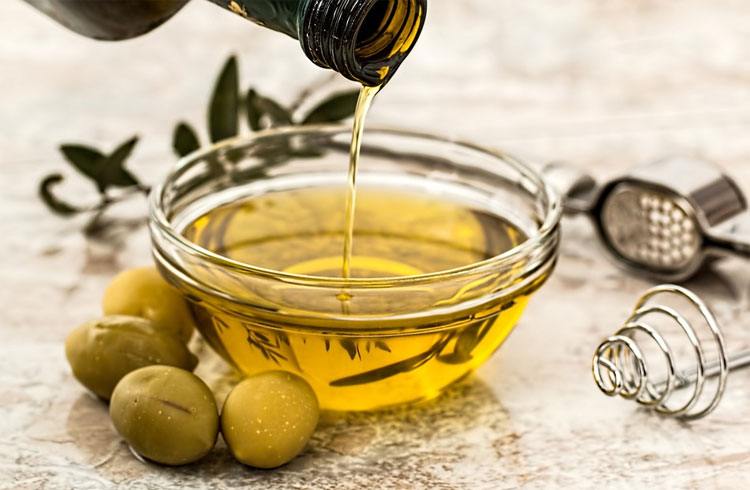 Olive-Oil for ear