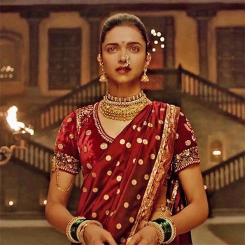 Deepika in Marathi Nauvari style saree