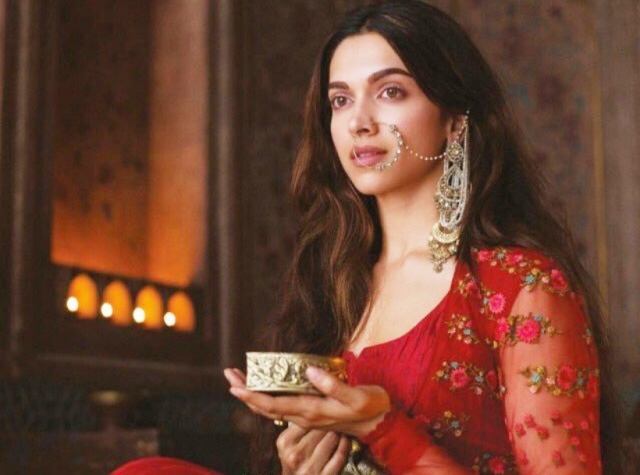 Deepika Padukone In Bajirao Mastani Fashion