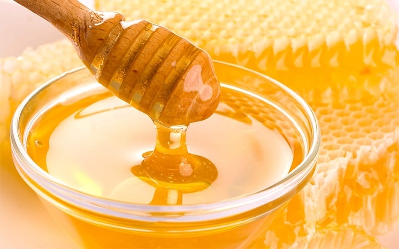 honey for blackheads on nose