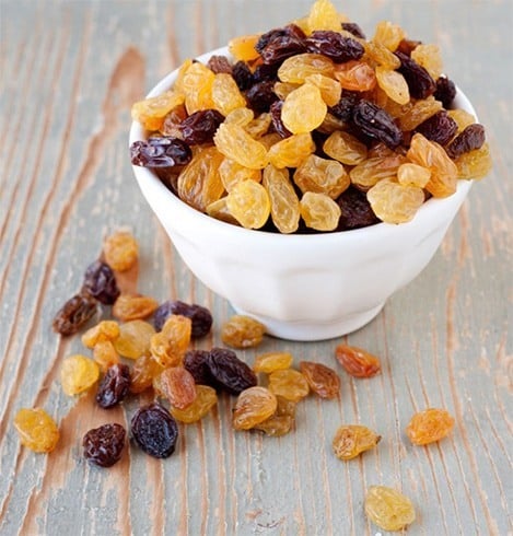 Raisins for reduce bloat