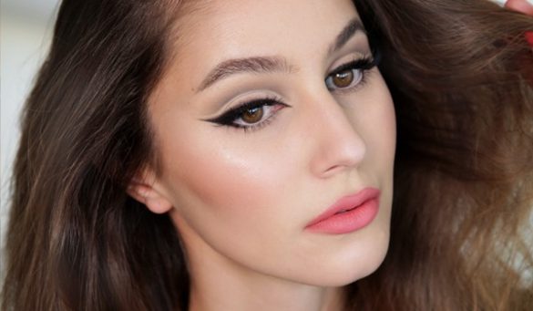 how to do 60s mod makeup