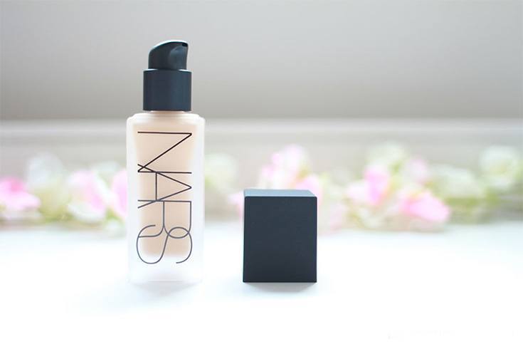 Nars All-Day Luminous Weightless Foundation