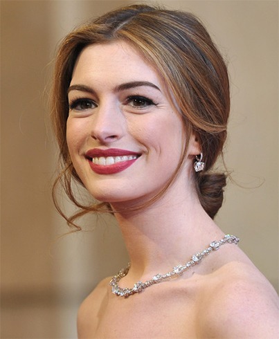 Anne Hathaway Loose Bun