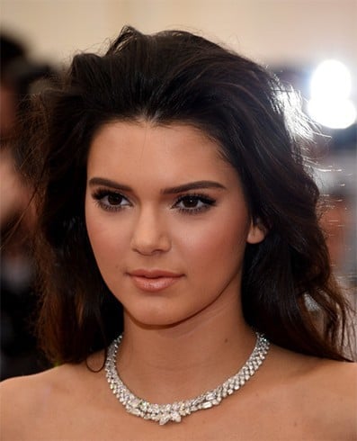 Kendall Jenner Long Wavy Hairstyle