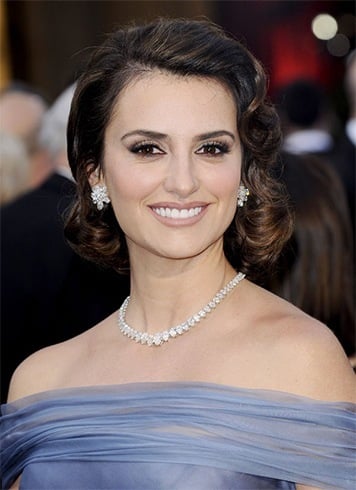 30 Penelope Cruz Hairstyles You Could Steal